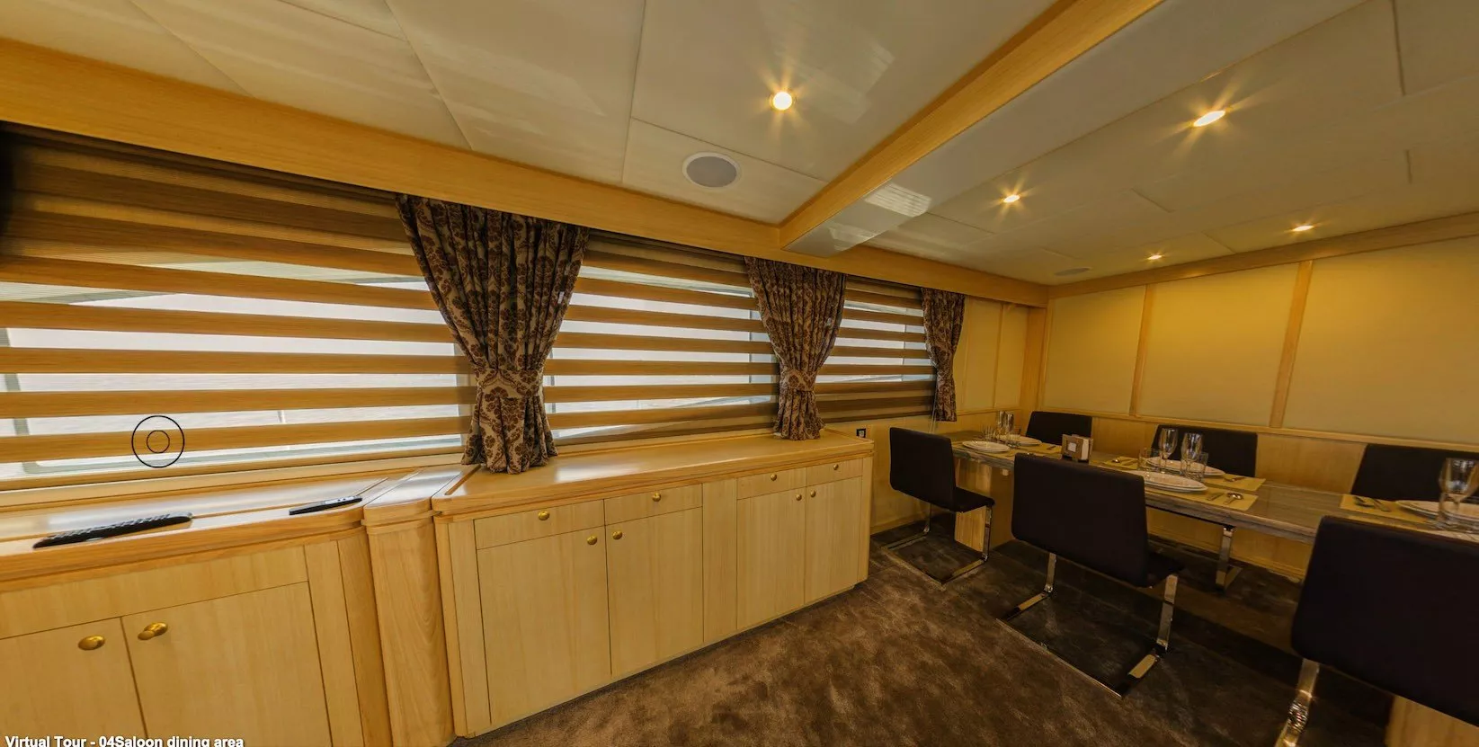 https://dev-api.arconyachts.com/storage/media/28581/conversions/432_8702854127-optimize.webp