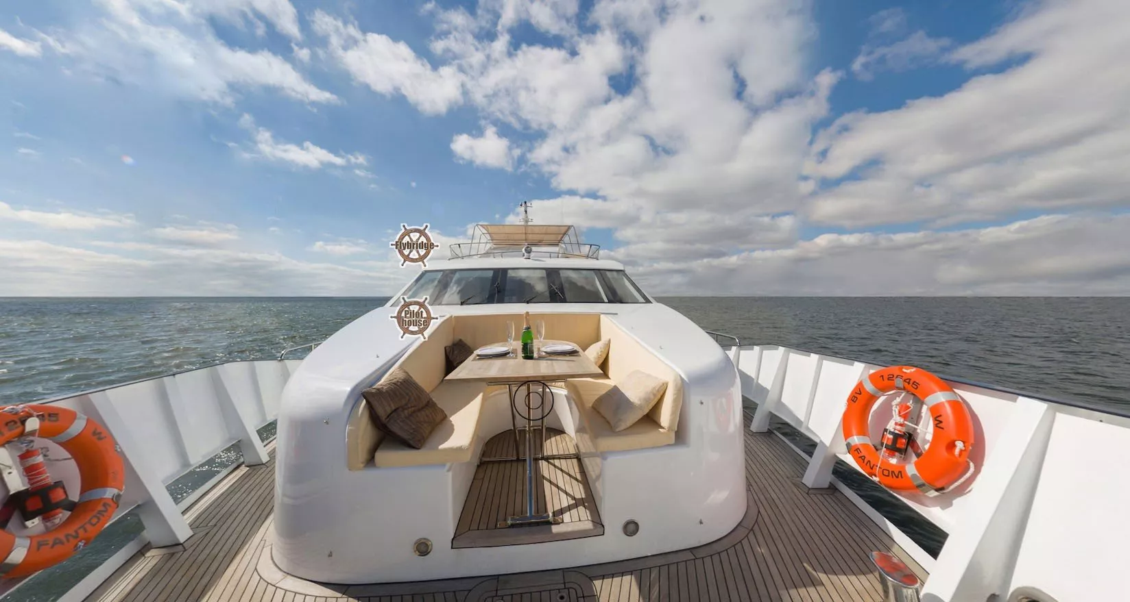 https://dev-api.arconyachts.com/storage/media/28591/conversions/432_5108086058-optimize.webp
