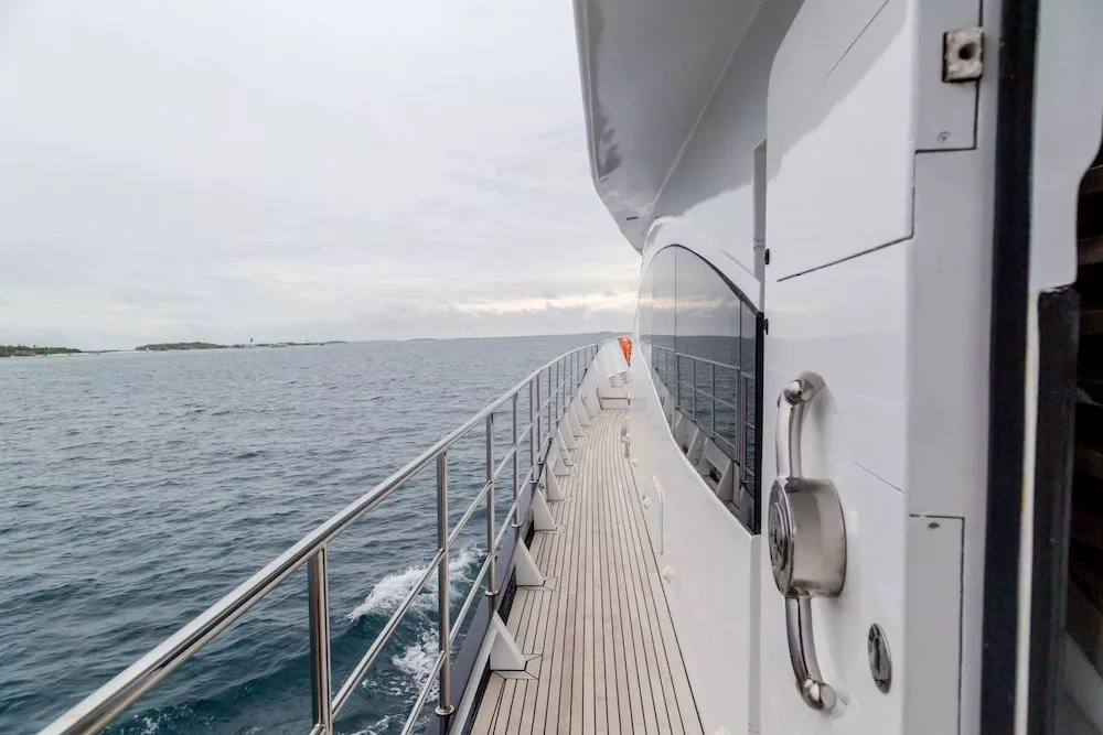 https://dev-api.arconyachts.com/storage/media/28611/conversions/432_0445336664-optimize.webp