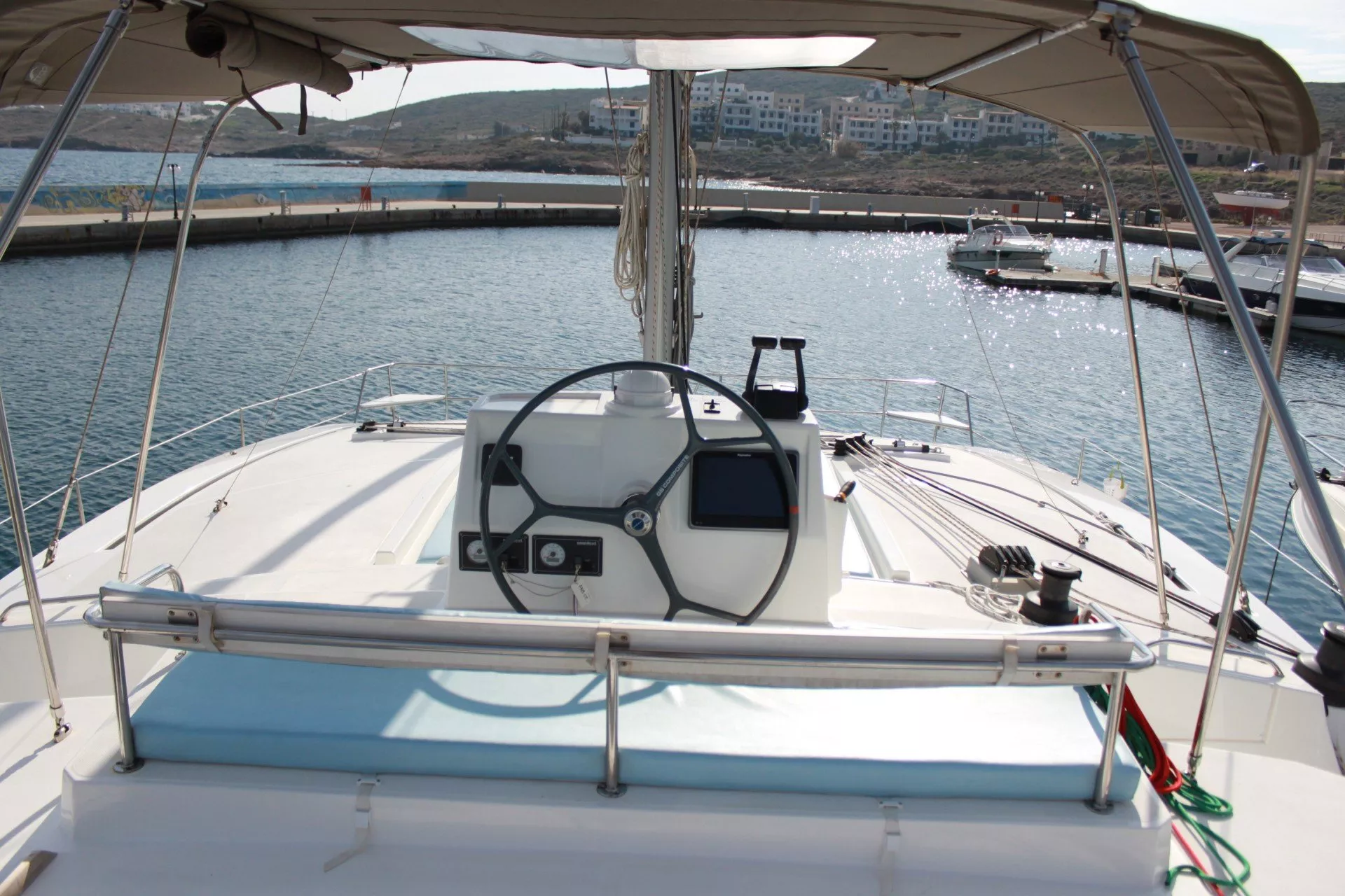 https://dev-api.arconyachts.com/storage/media/28716/conversions/427_0789116932-optimize.webp