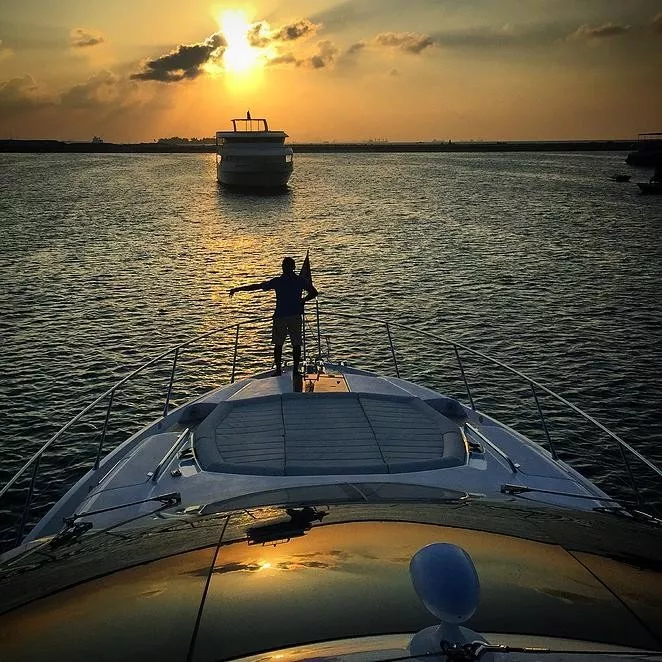 https://dev-api.arconyachts.com/storage/media/29179/conversions/402_5352981456-optimize.webp