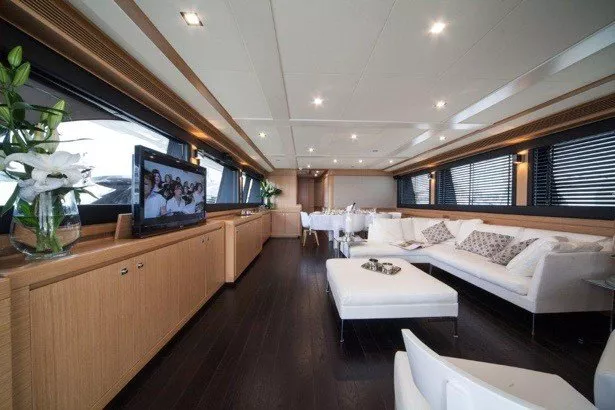 Ferretti Navetta 26