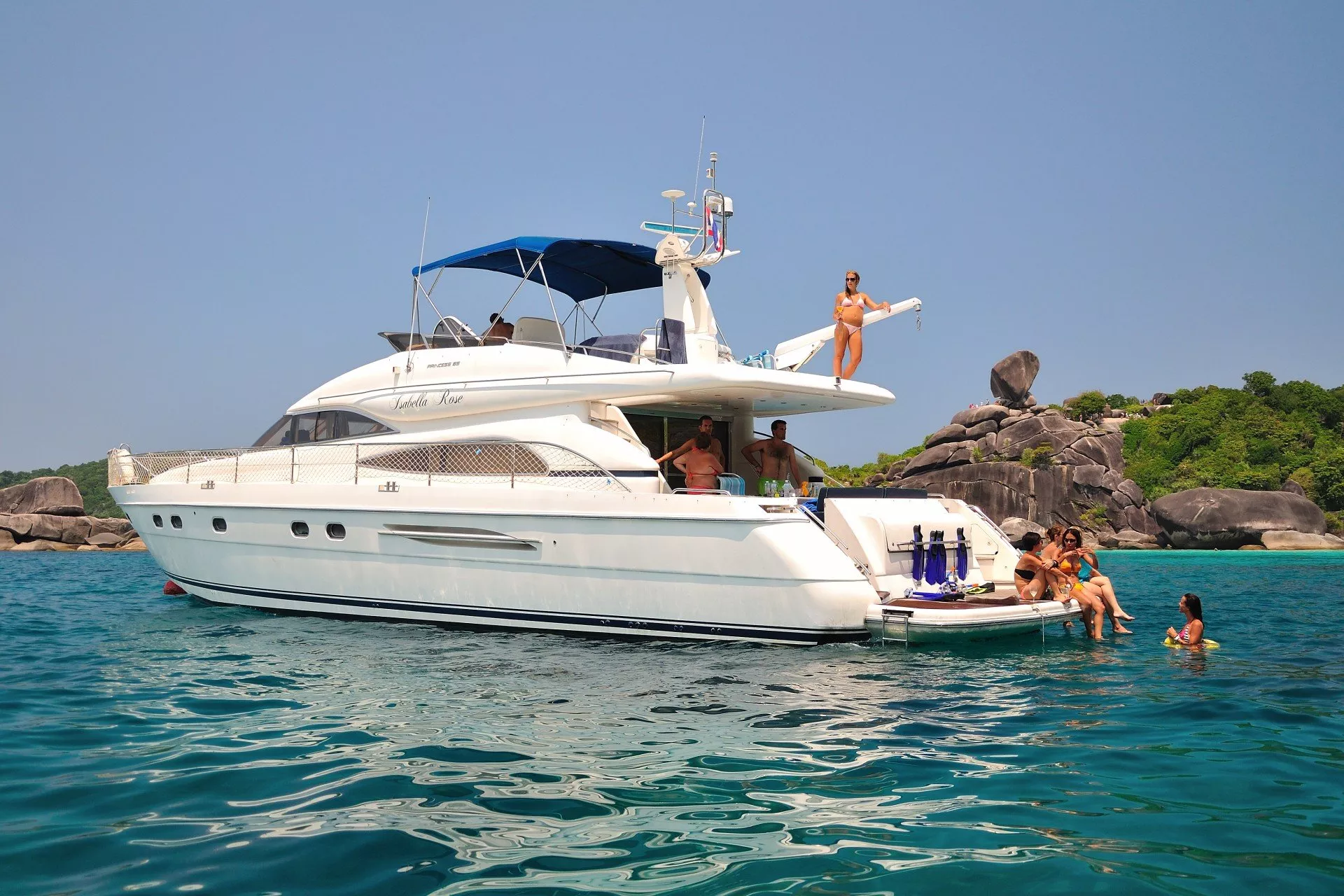 https://dev-api.arconyachts.com/storage/media/29475/conversions/131_9267648713-optimize.webp