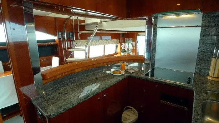 https://dev-api.arconyachts.com/storage/media/29489/conversions/387_9086856277-optimize.webp