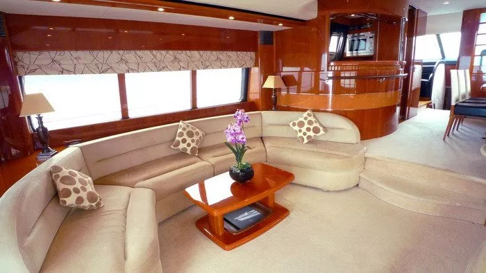 https://dev-api.arconyachts.com/storage/media/29494/conversions/387_8205735947-optimize.webp