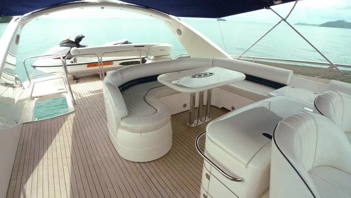 https://dev-api.arconyachts.com/storage/media/29522/conversions/387_1701947143-optimize.webp