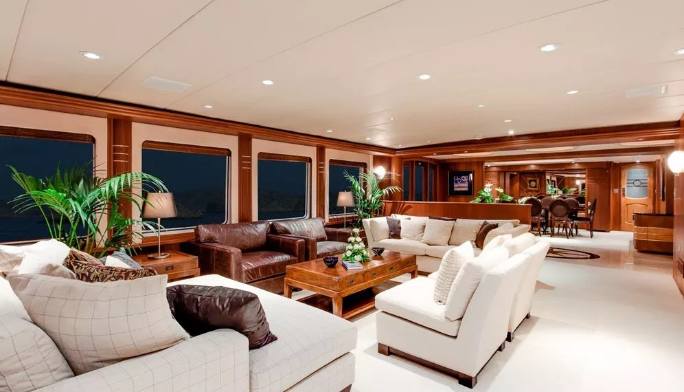 https://dev-api.arconyachts.com/storage/media/29764/conversions/369_9385823017-optimize.webp