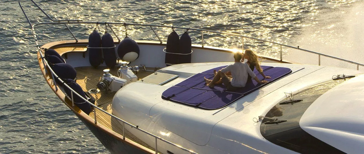 https://dev-api.arconyachts.com/storage/media/29807/conversions/367_1686777370-optimize.webp