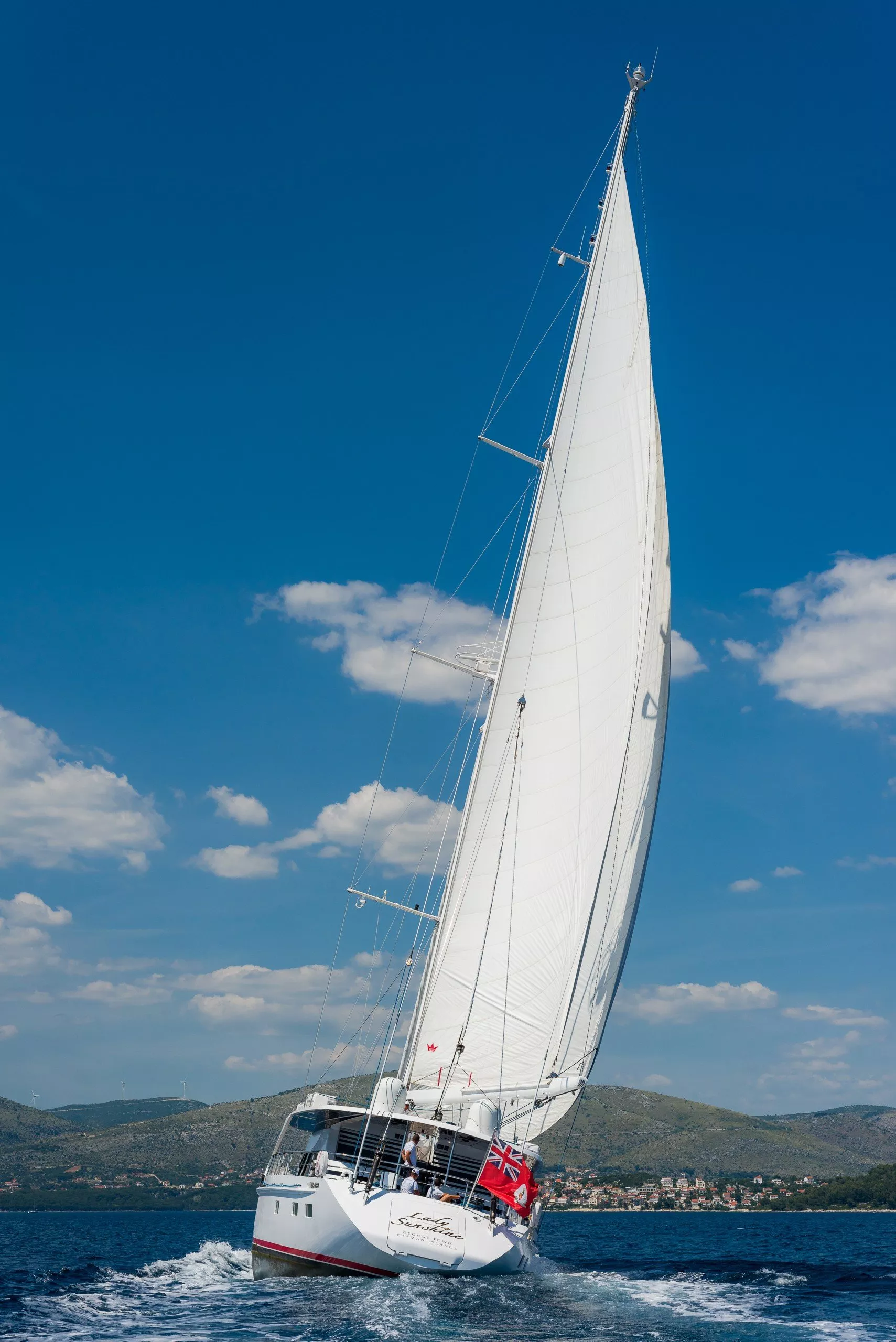 https://dev-api.arconyachts.com/storage/media/29958/conversions/354_2756239829-optimize.webp