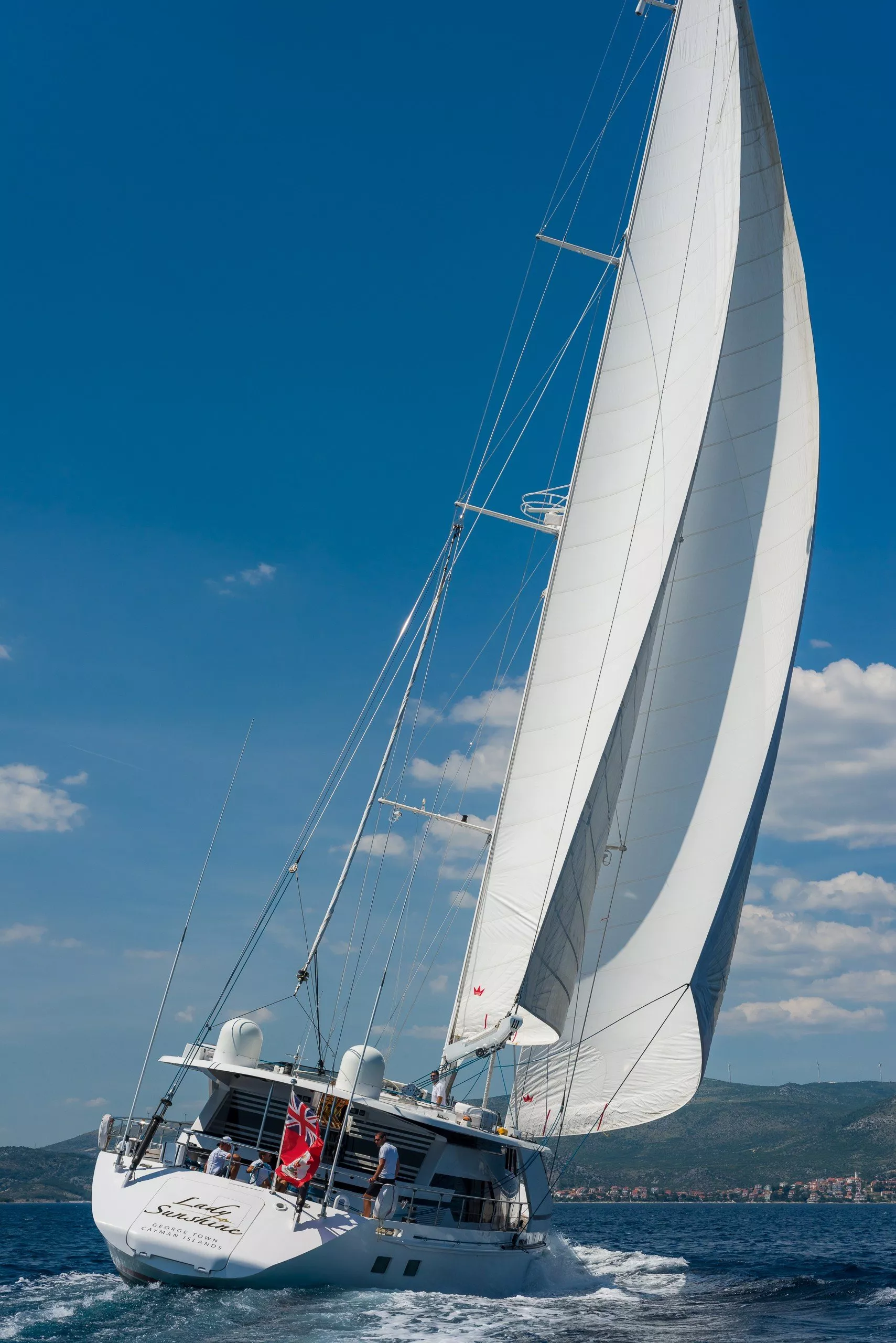 https://dev-api.arconyachts.com/storage/media/29960/conversions/354_5680022601-optimize.webp