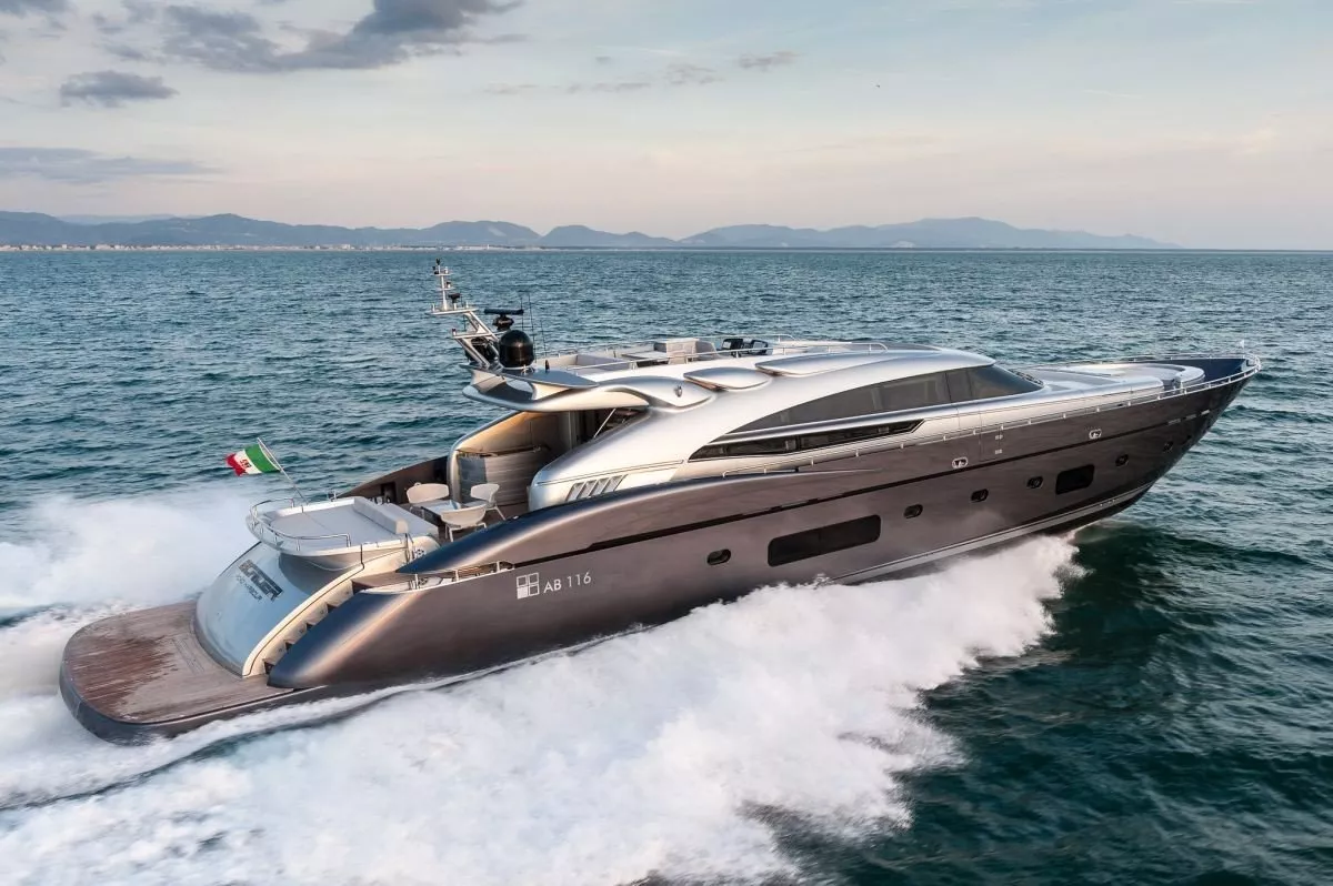 https://dev-api.arconyachts.com/storage/media/30047/conversions/351_9169603282-optimize.webp