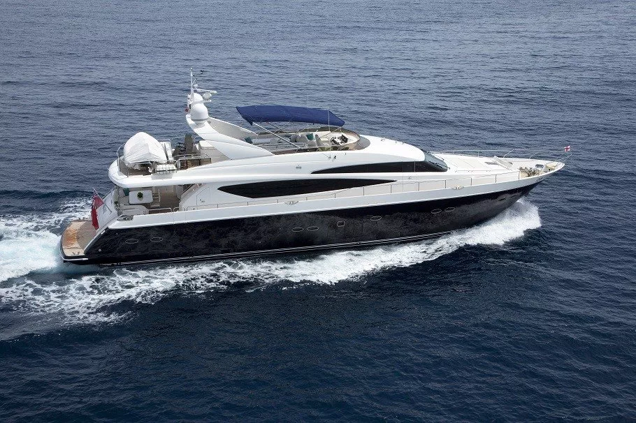 https://dev-api.arconyachts.com/storage/media/30074/conversions/349_2767712808-optimize.webp