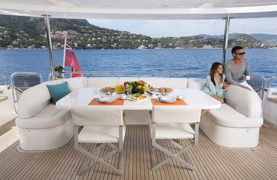 https://dev-api.arconyachts.com/storage/media/30077/conversions/349_4248380153-optimize.webp