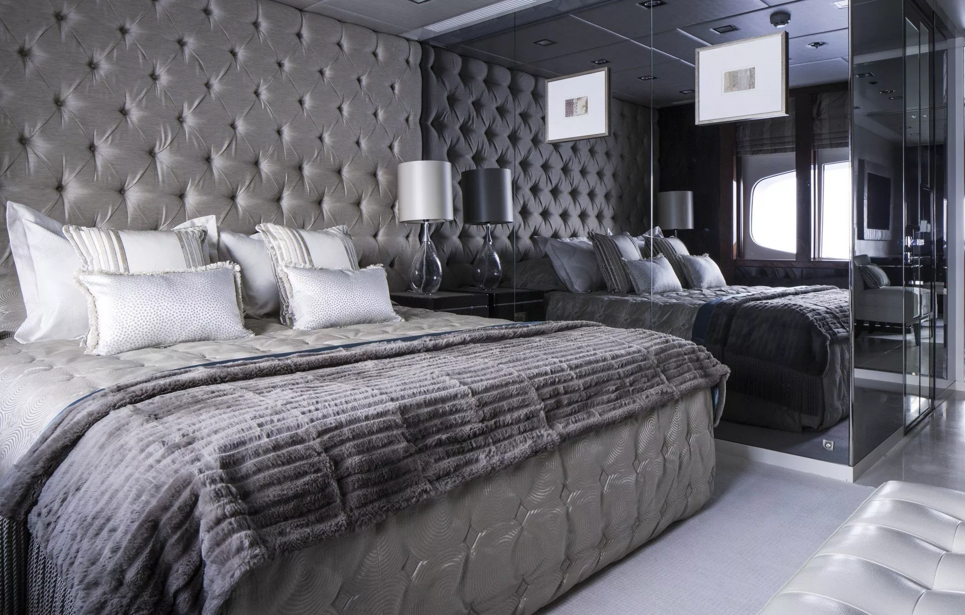 https://dev-api.arconyachts.com/storage/media/30164/conversions/345_7405292261-optimize.webp