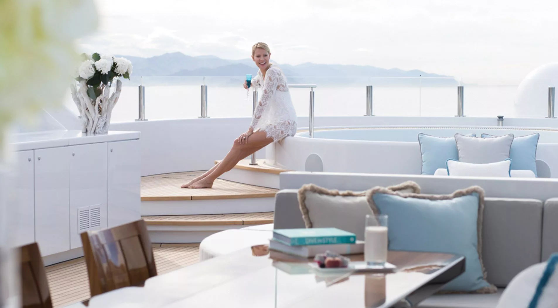 https://dev-api.arconyachts.com/storage/media/30168/conversions/345_4736570914-optimize.webp