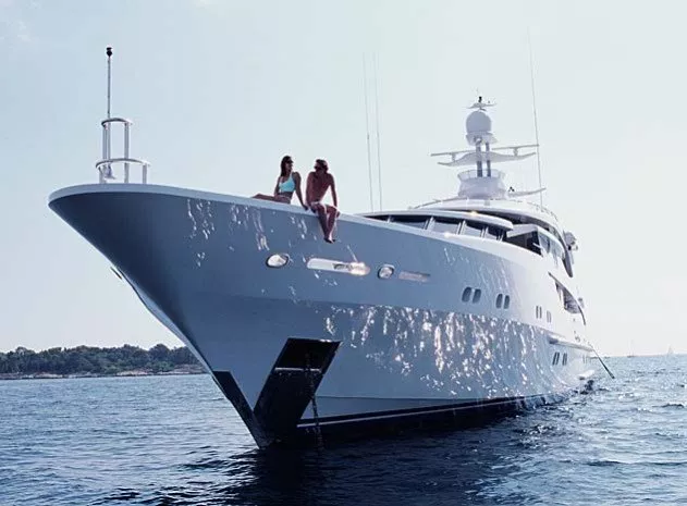 https://dev-api.arconyachts.com/storage/media/30284/conversions/338_2826300159-optimize.webp
