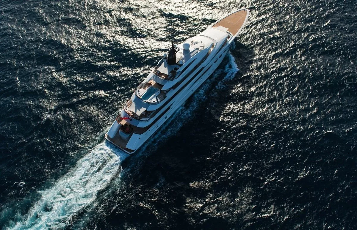 https://dev-api.arconyachts.com/storage/media/30355/conversions/87_2067504663-optimize.webp