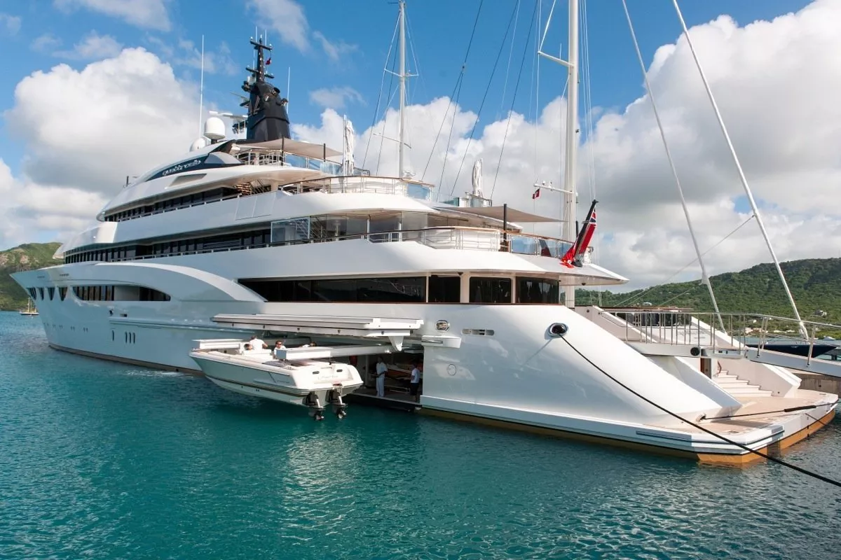 https://dev-api.arconyachts.com/storage/media/30356/conversions/87_3464259717-optimize.webp