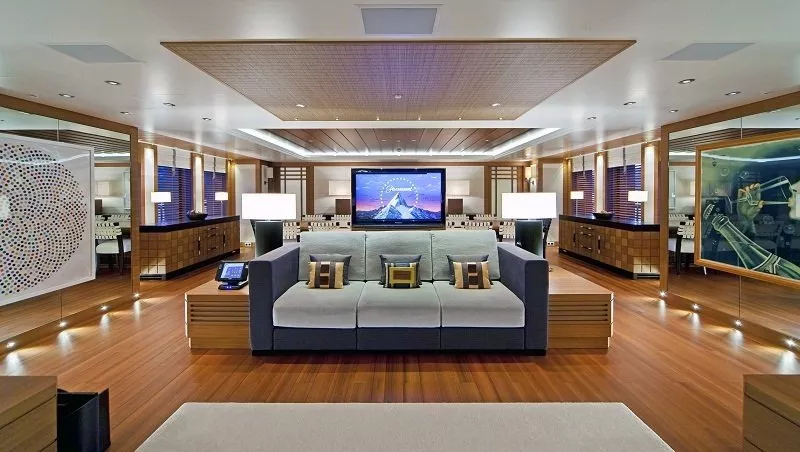 https://dev-api.arconyachts.com/storage/media/30381/conversions/331_5068625187-optimize.webp