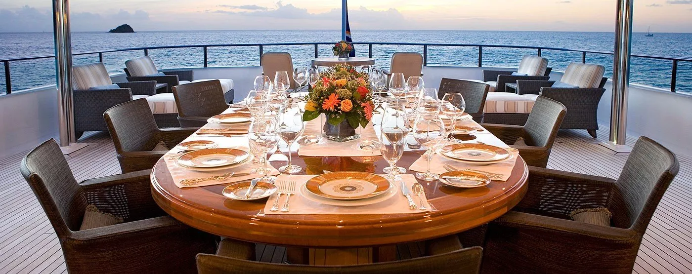 https://dev-api.arconyachts.com/storage/media/30456/conversions/326_6161501122-optimize.webp