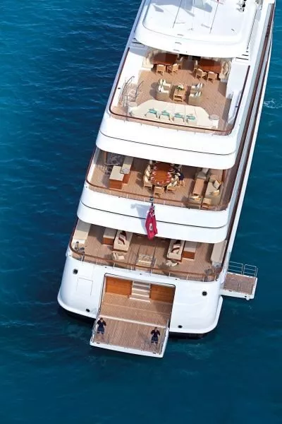 https://dev-api.arconyachts.com/storage/media/30477/conversions/324_4885307972-optimize.webp