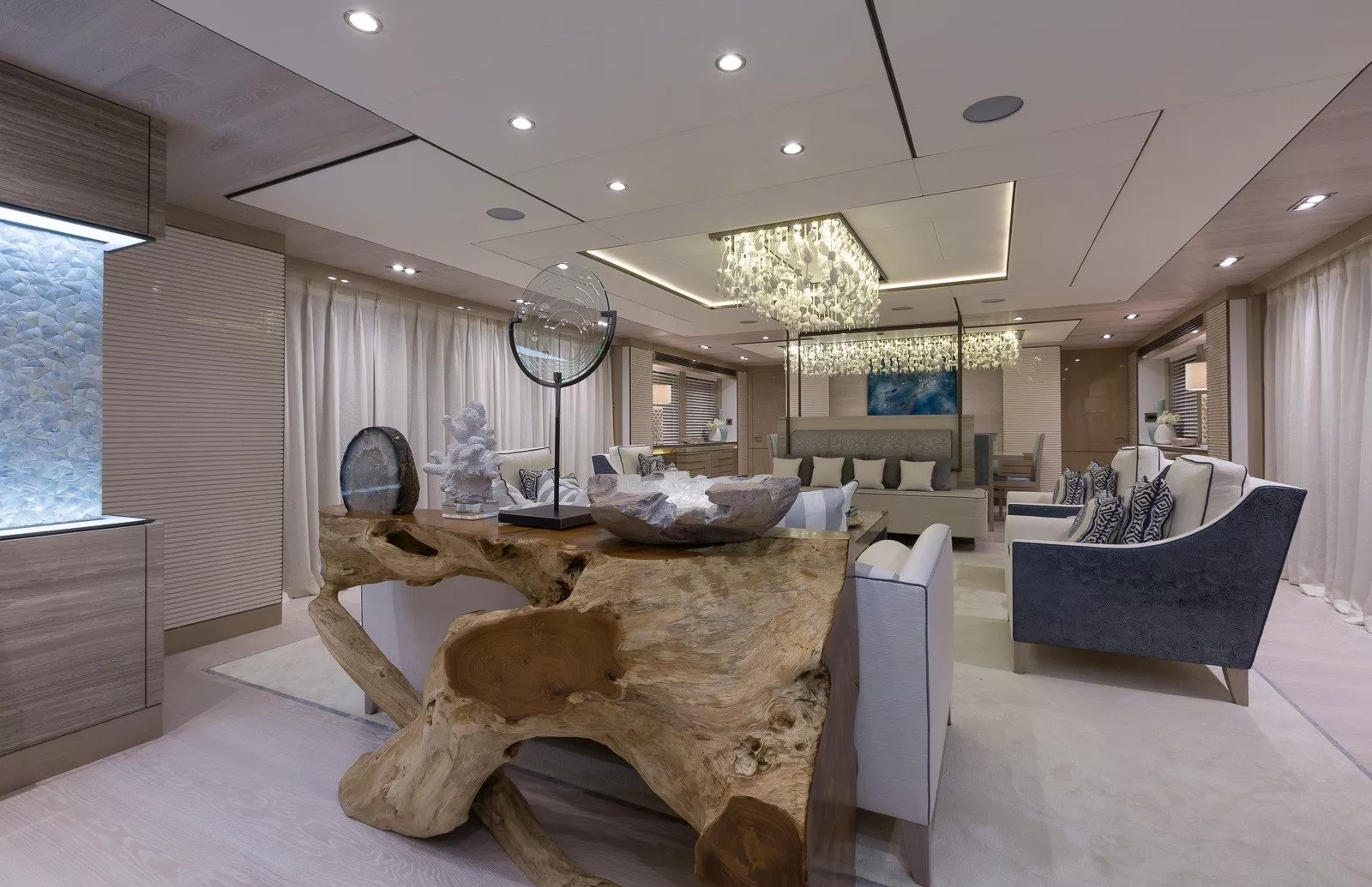 https://dev-api.arconyachts.com/storage/media/30801/conversions/307_2800483184-optimize.webp