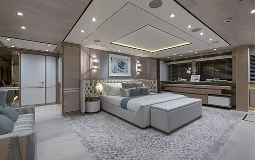 https://dev-api.arconyachts.com/storage/media/30802/conversions/307_3066327810-optimize.webp