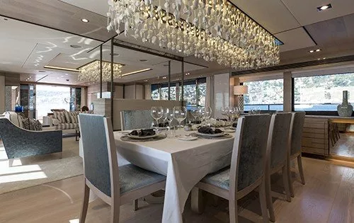 https://dev-api.arconyachts.com/storage/media/30808/conversions/307_6610474616-optimize.webp