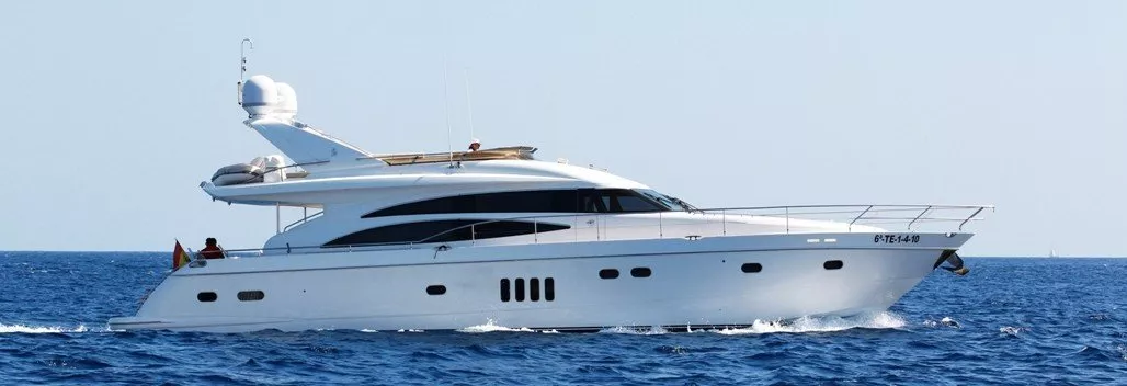https://dev-api.arconyachts.com/storage/media/31075/conversions/286_7373335398-optimize.webp