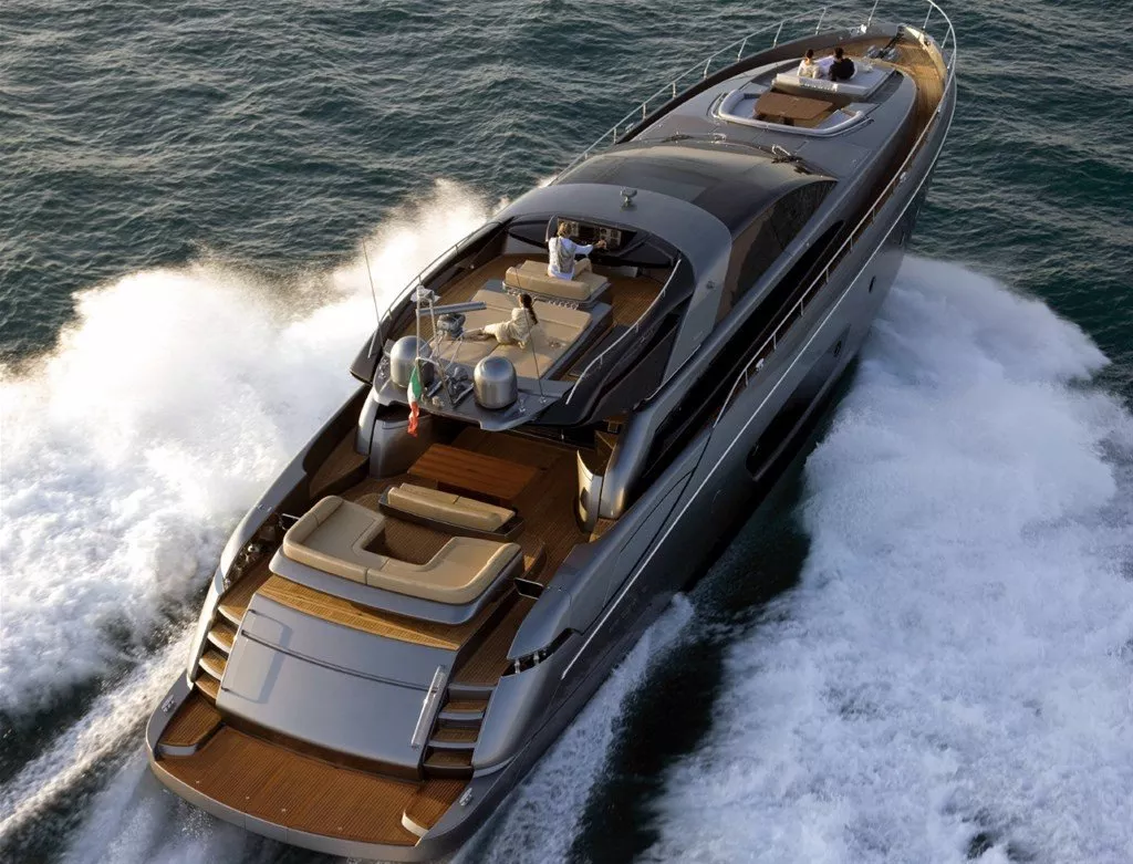 https://dev-api.arconyachts.com/storage/media/31429/conversions/259_0907528092-optimize.webp