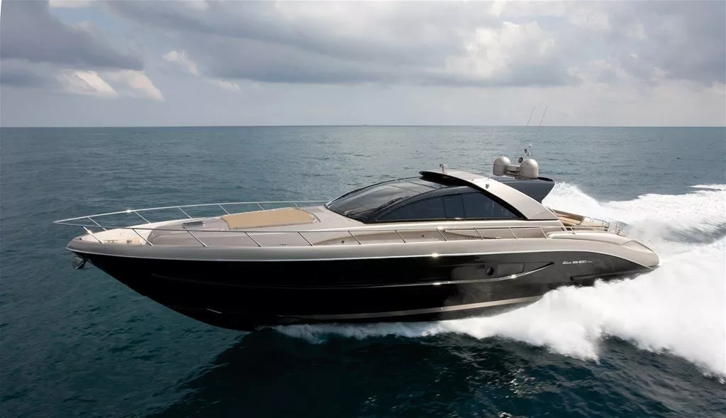 https://dev-api.arconyachts.com/storage/media/31450/conversions/258_5666603845-optimize.webp