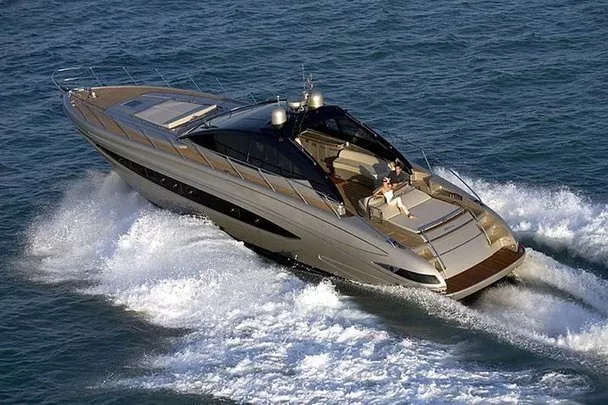 https://dev-api.arconyachts.com/storage/media/31560/conversions/250_4006236846-optimize.webp