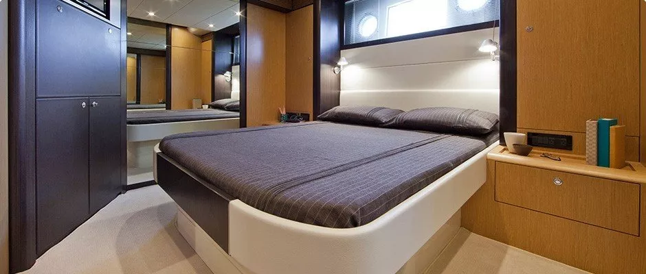 https://dev-api.arconyachts.com/storage/media/31570/conversions/249_6562588066-optimize.webp