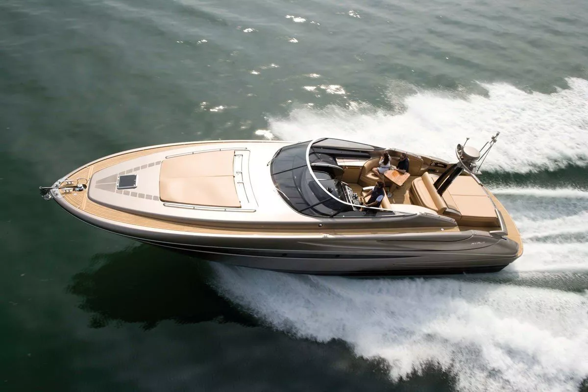 Riva RIVALE