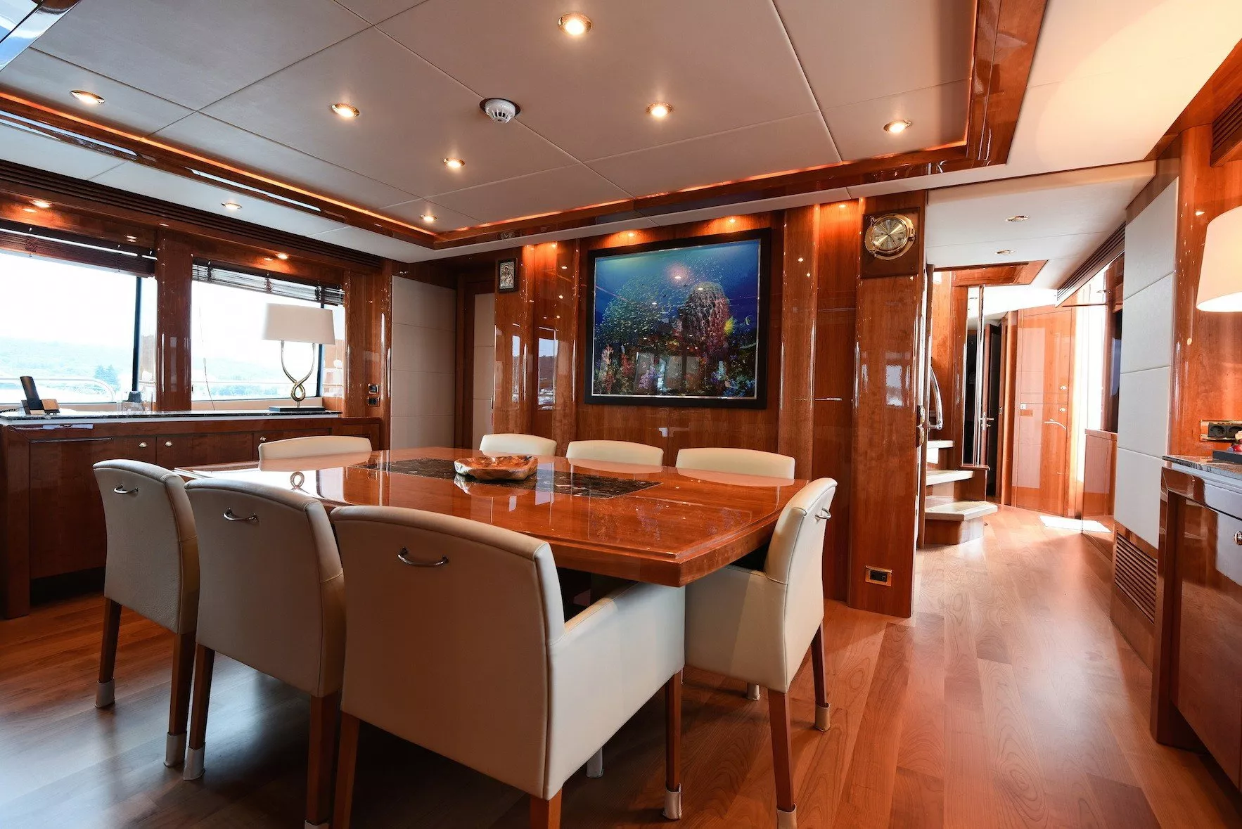 https://dev-api.arconyachts.com/storage/media/31661/conversions/243_3154511514-optimize.webp