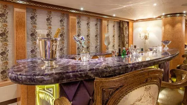 Lurssen SOLANDGE
