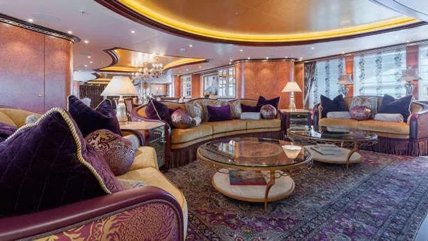 https://dev-api.arconyachts.com/storage/media/31862/conversions/89_1477098178-optimize.webp
