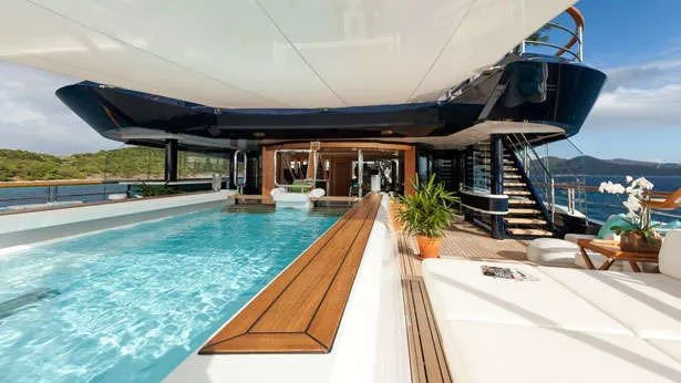 https://dev-api.arconyachts.com/storage/media/31865/conversions/89_4007619569-optimize.webp