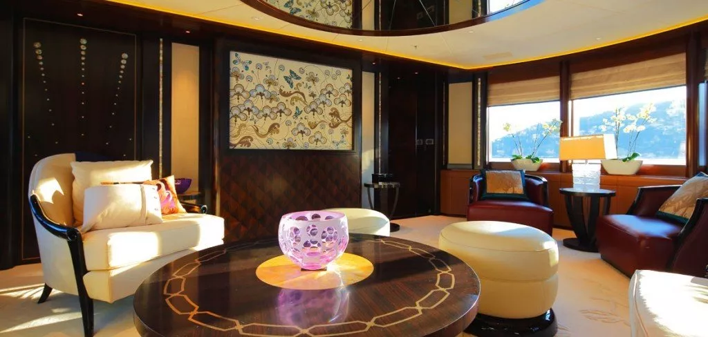 https://dev-api.arconyachts.com/storage/media/32008/conversions/205_2568239023-optimize.webp