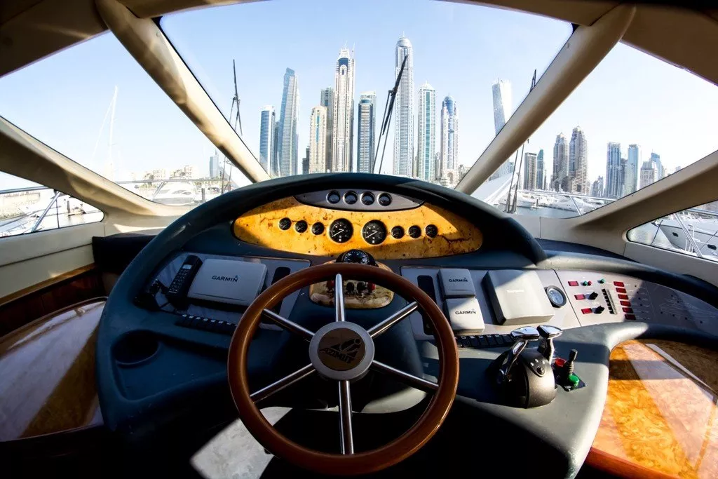 https://dev-api.arconyachts.com/storage/media/32088/conversions/194_8658375919-optimize.webp