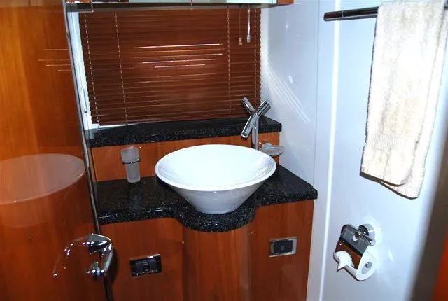 https://dev-api.arconyachts.com/storage/media/32096/conversions/193_6255445762-optimize.webp