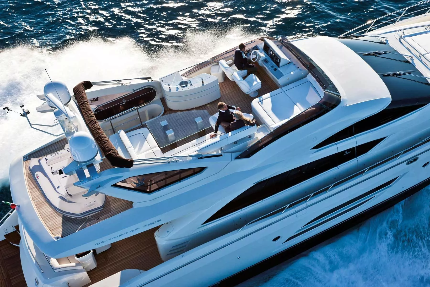Dominator 720 Fly