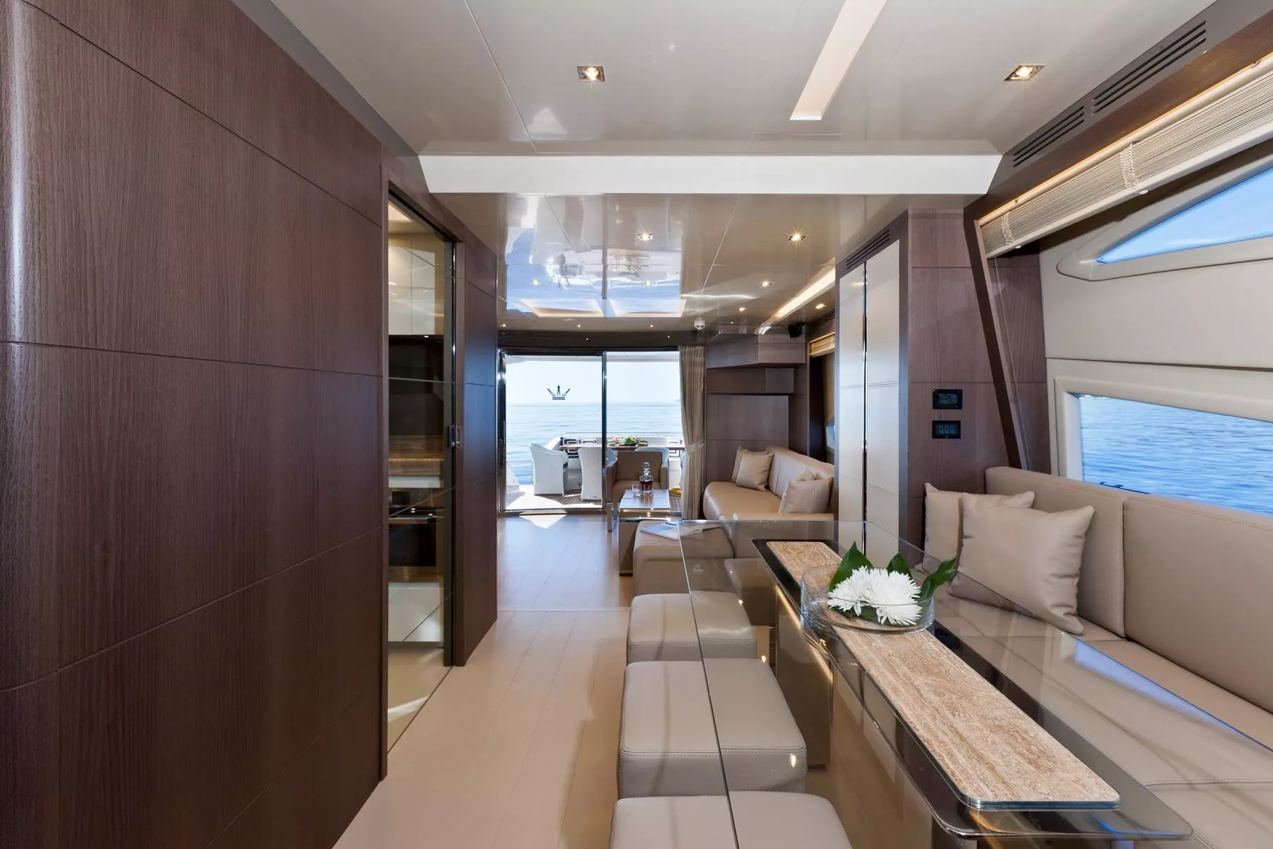 https://dev-api.arconyachts.com/storage/media/32152/conversions/188_1812561726-optimize.webp
