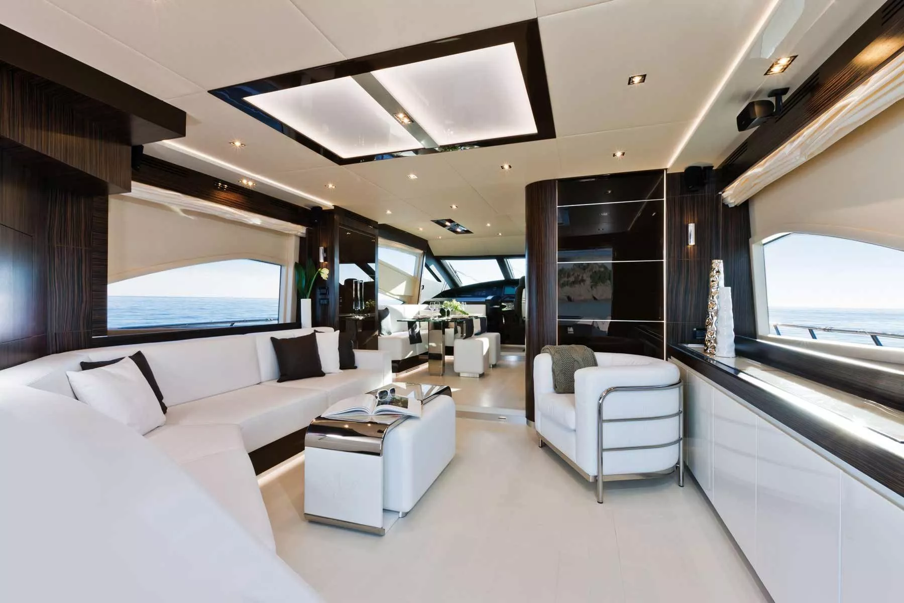 https://dev-api.arconyachts.com/storage/media/32153/conversions/188_6834979298-optimize.webp