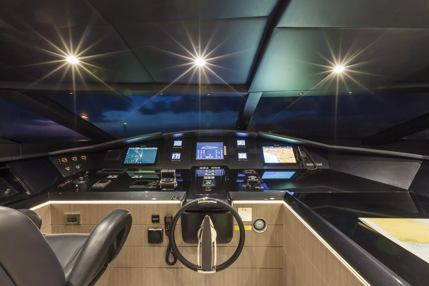 https://dev-api.arconyachts.com/storage/media/32370/conversions/154_9364862548-optimize.webp