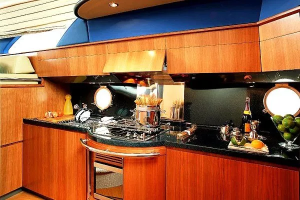 https://dev-api.arconyachts.com/storage/media/32389/conversions/152_4563148475-optimize.webp
