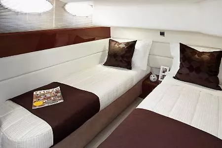 https://dev-api.arconyachts.com/storage/media/32485/conversions/139_4138252116-optimize.webp