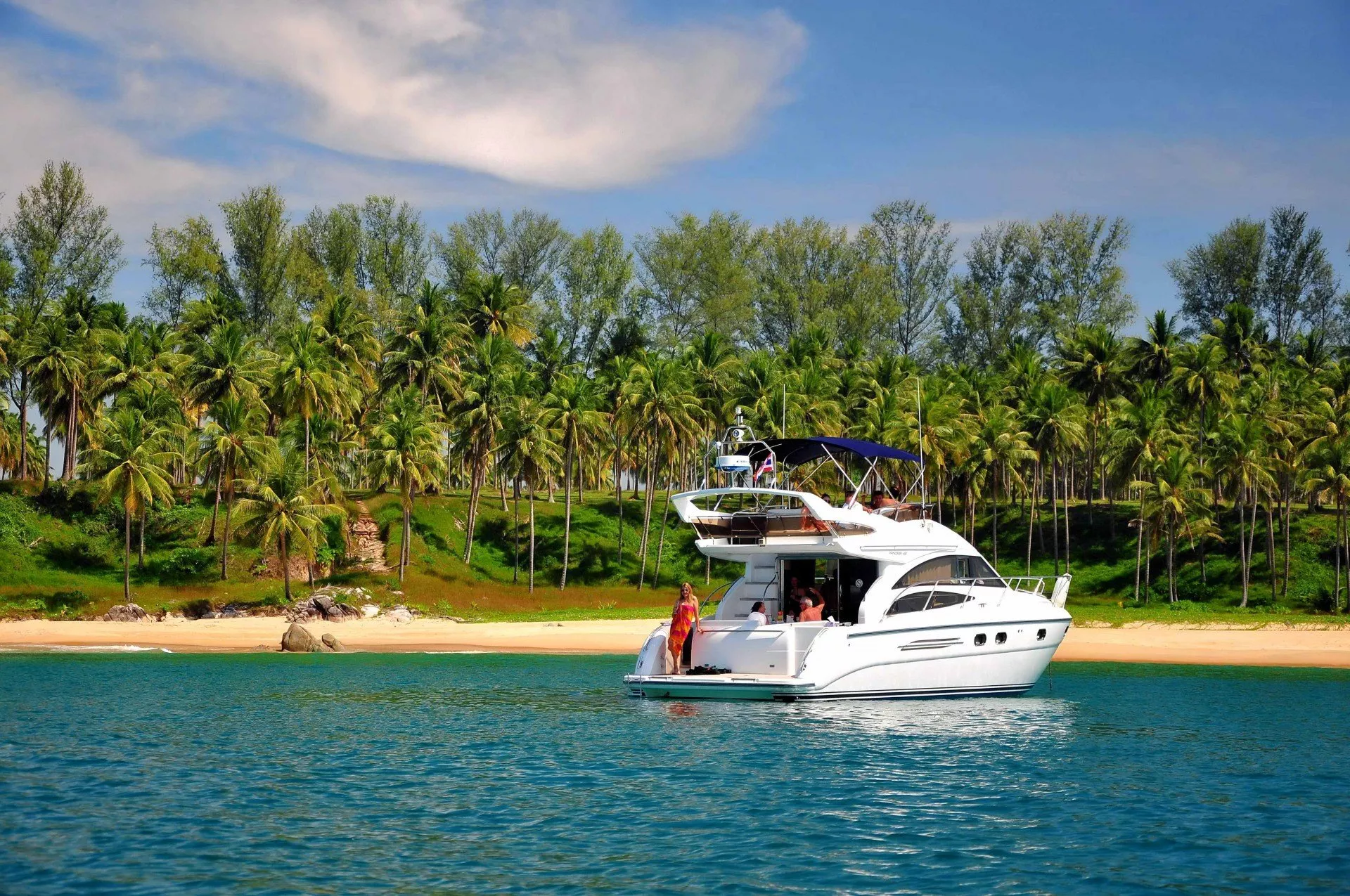 https://dev-api.arconyachts.com/storage/media/32486/conversions/139_9180829759-optimize.webp
