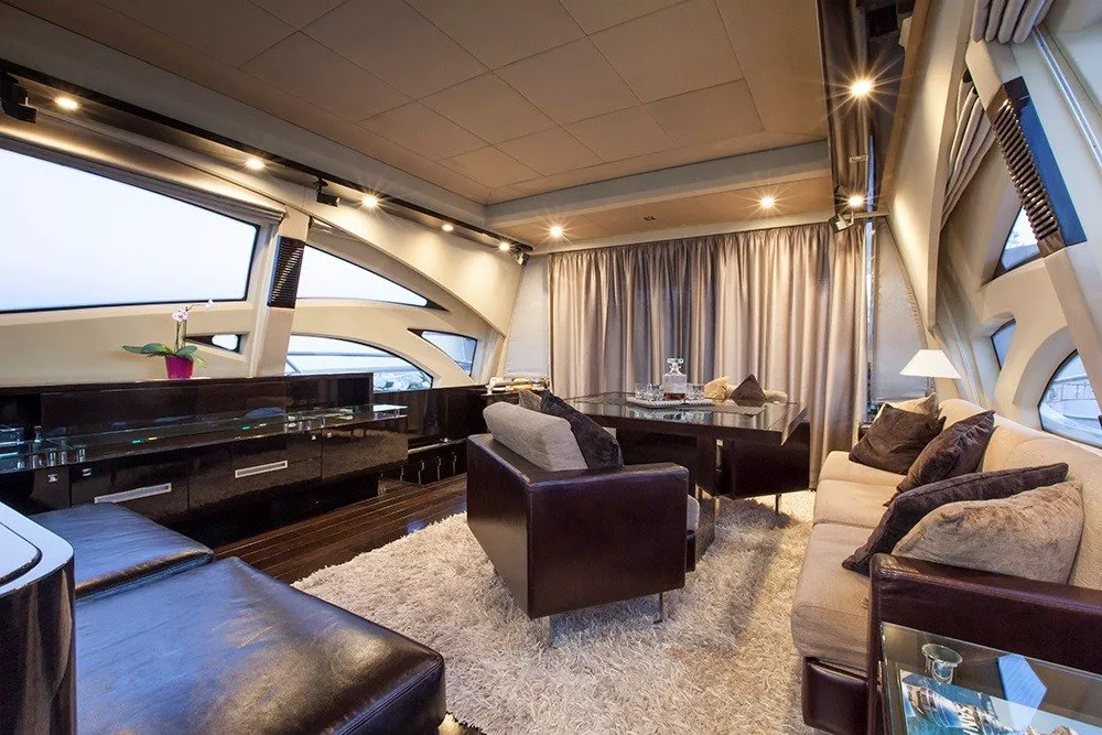 https://dev-api.arconyachts.com/storage/media/32872/conversions/23-optimize.webp