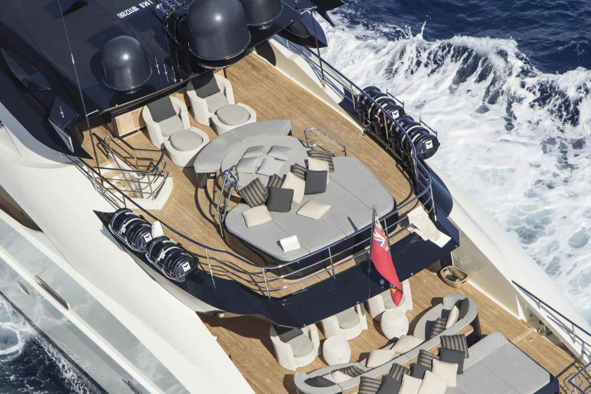 https://dev-api.arconyachts.com/storage/media/33048/conversions/IMG_2983-optimize.webp